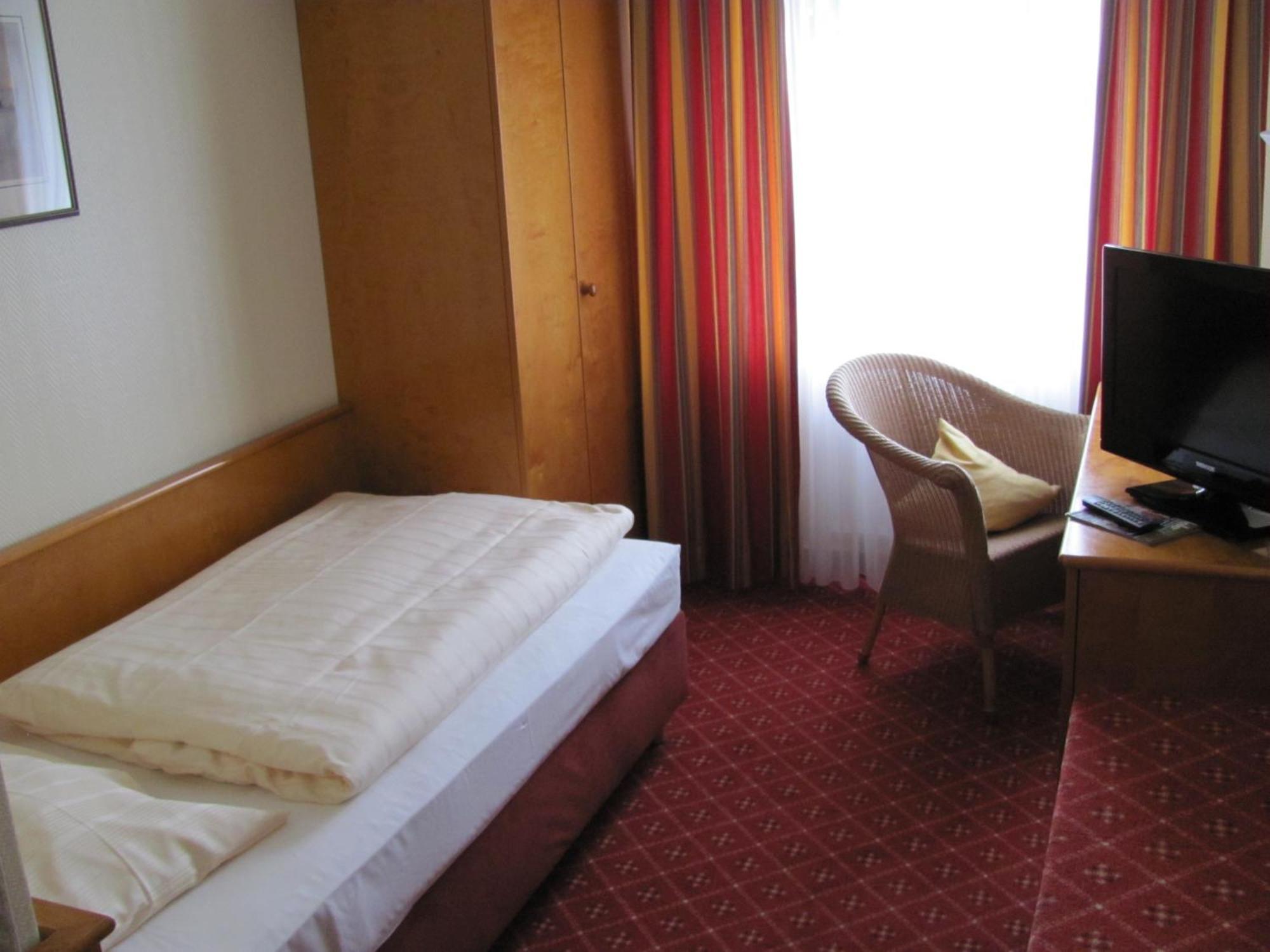 Schloss Hotel Herborn Herborn  Habitación foto